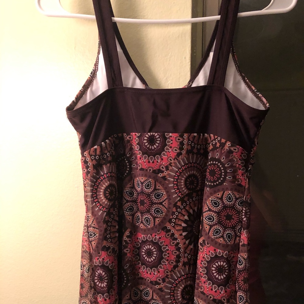 One pc swimsuit w/ built in tummy control & cover